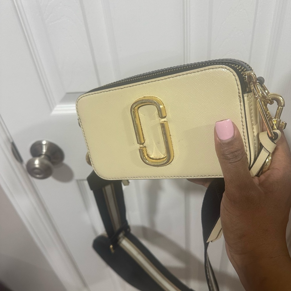 Marc Jacobs Ivory/Black Snapshot Crossbody with Gold Hardware